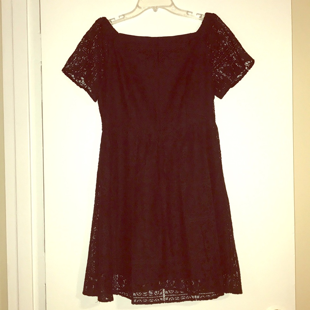Black lace dress